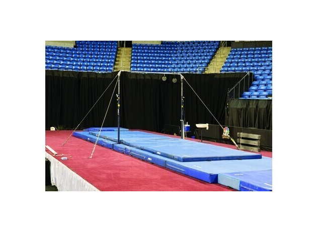 International ELITE™ Horizontal Bar